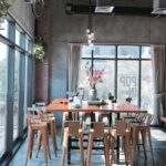 Friends Avenue Cafe